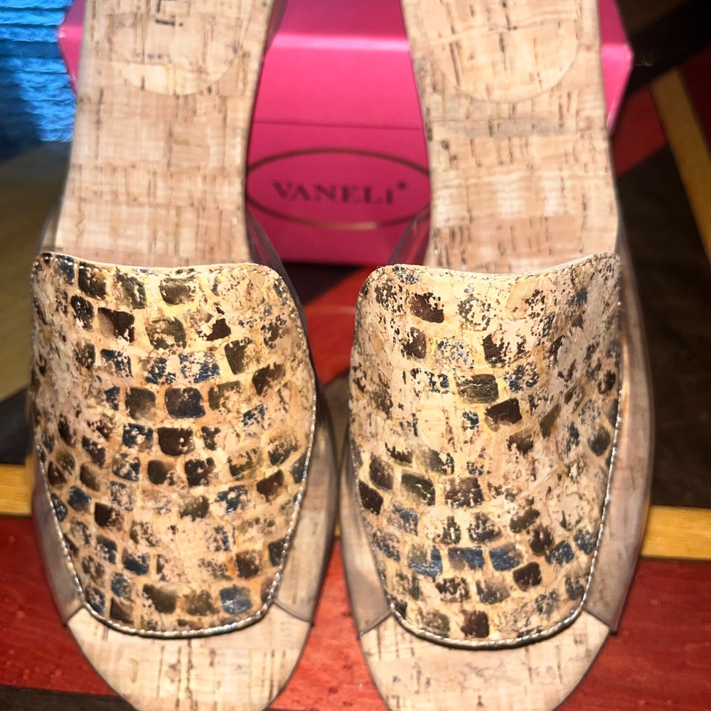 Vaneli Women's Cork and Metallic Sandals